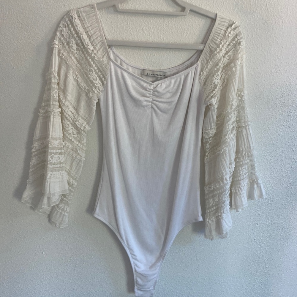 Stillwater lace bell sleeved ribbed body suit